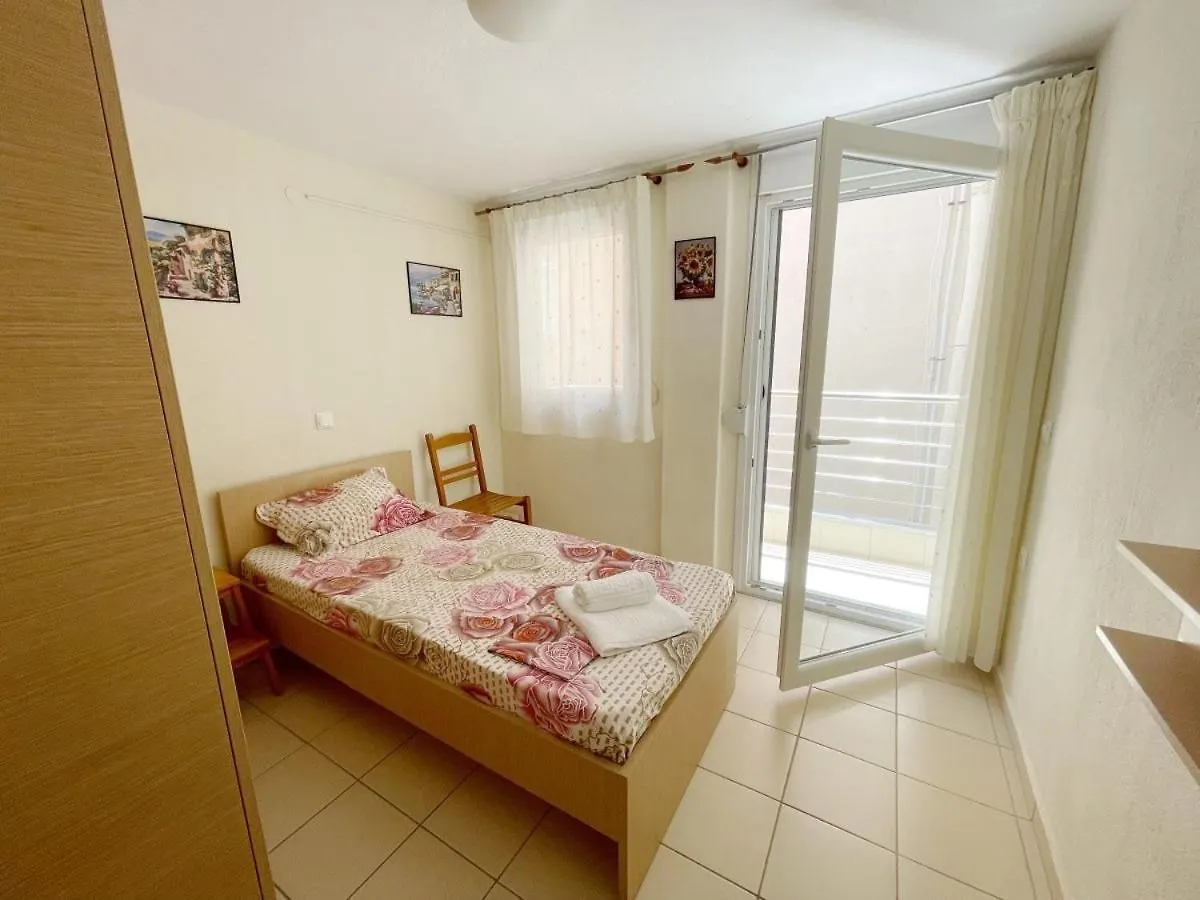Lavanda Apartment Polihrono Greece