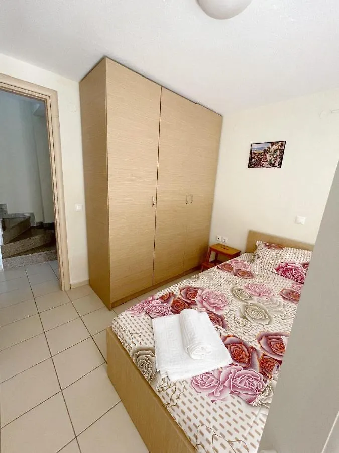 Lavanda Apartment Polihrono 0*, Políhrono